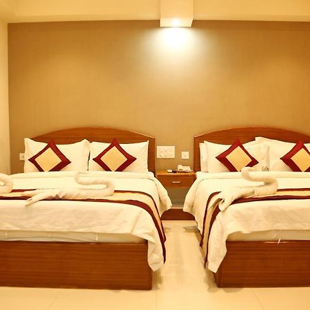 Nitheesh Residency Hotel Kanchipuram Exterior foto
