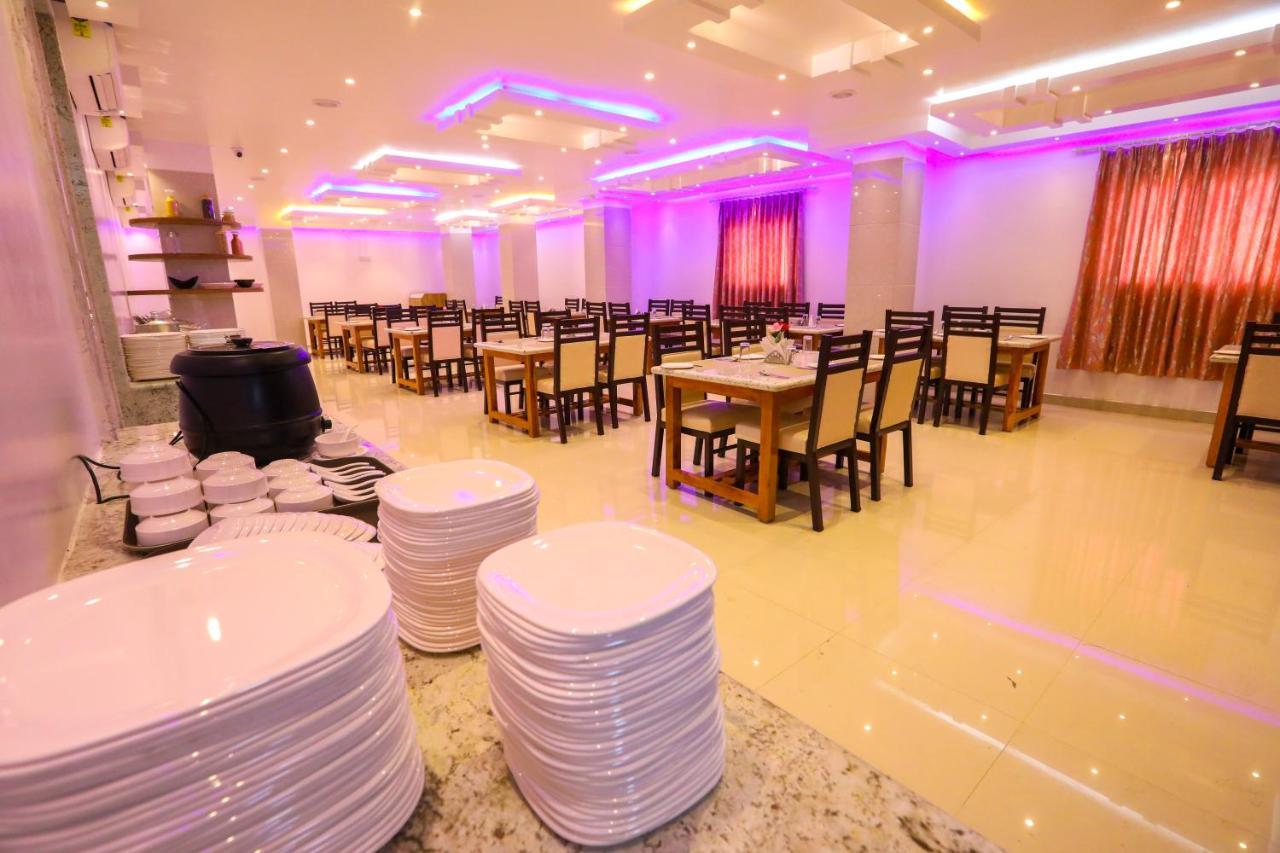 Nitheesh Residency Hotel Kanchipuram Exterior foto