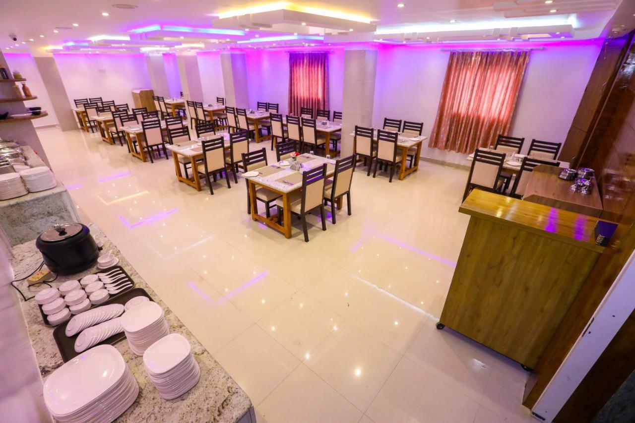 Nitheesh Residency Hotel Kanchipuram Exterior foto