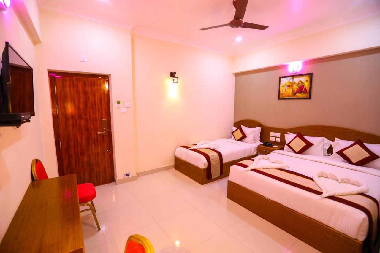 Nitheesh Residency Hotel Kanchipuram Exterior foto
