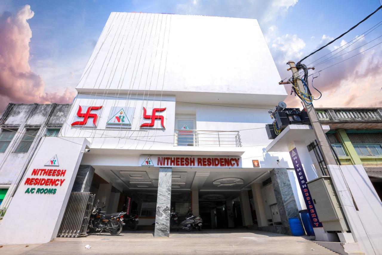 Nitheesh Residency Hotel Kanchipuram Exterior foto