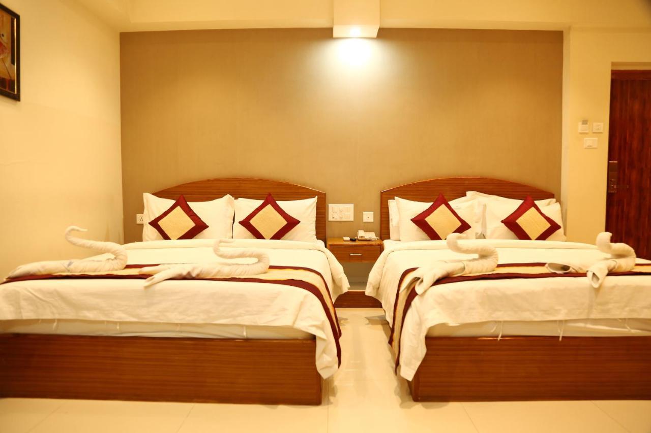 Nitheesh Residency Hotel Kanchipuram Exterior foto