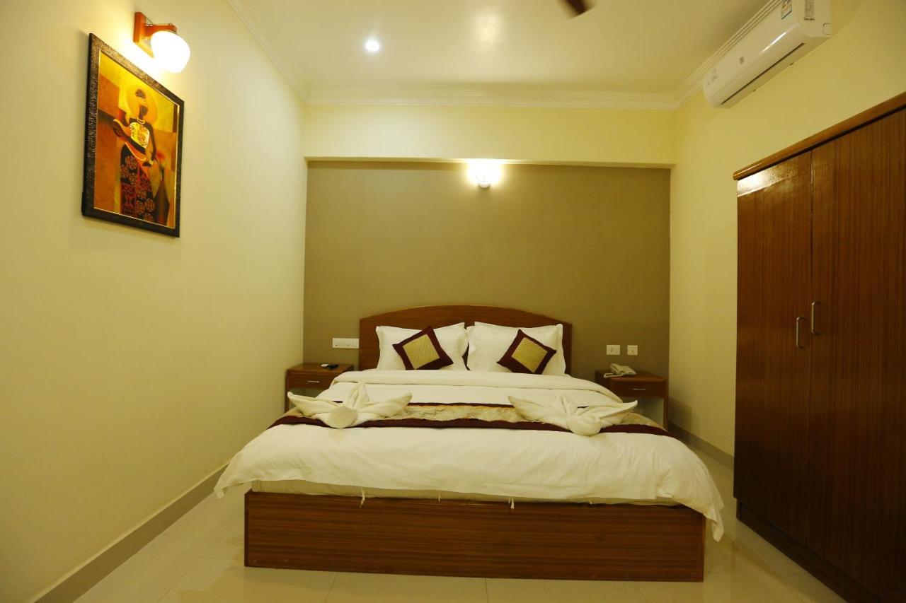 Nitheesh Residency Hotel Kanchipuram Exterior foto