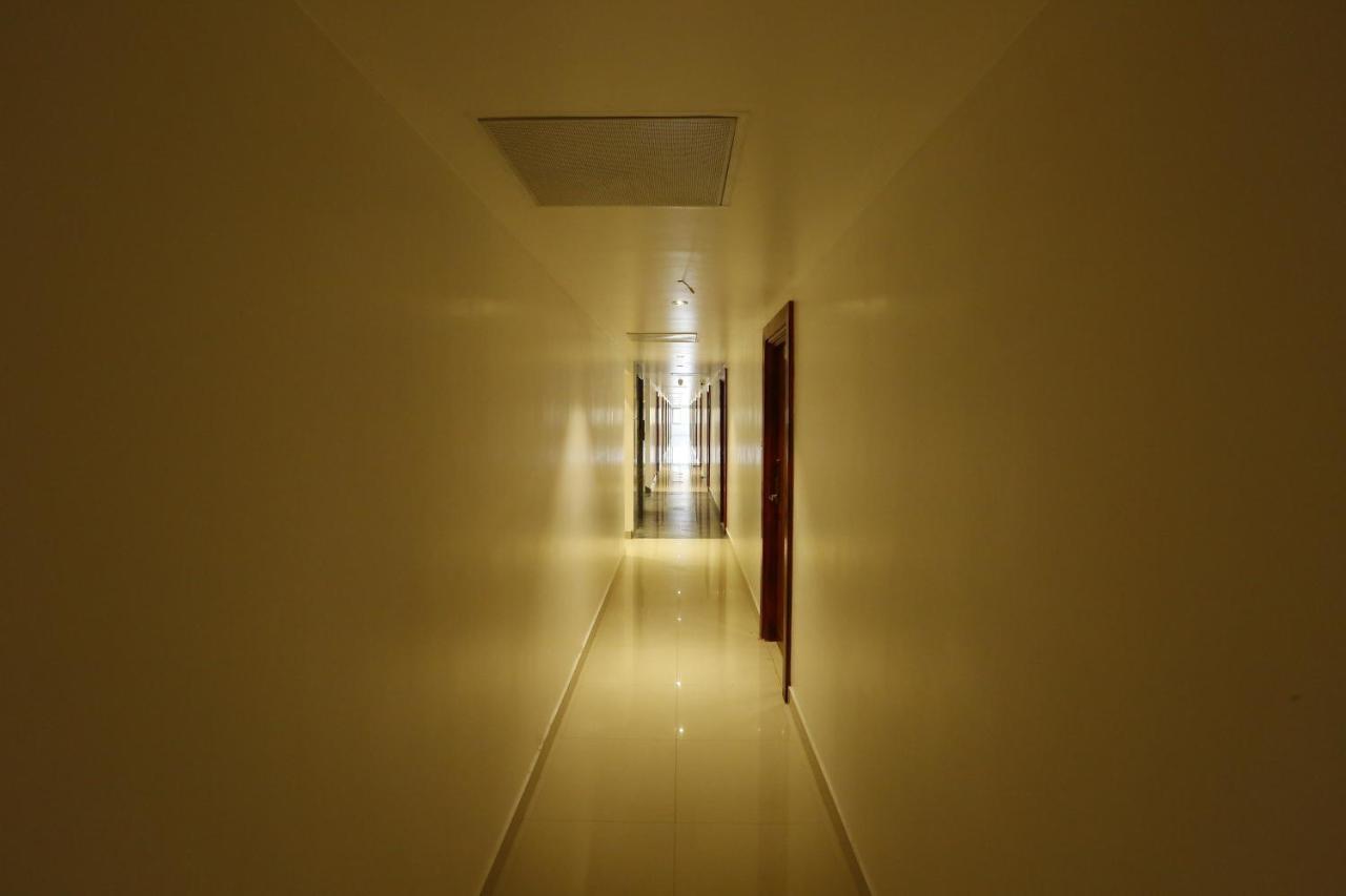 Nitheesh Residency Hotel Kanchipuram Exterior foto